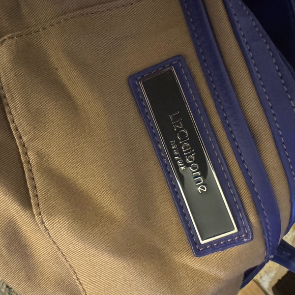 Liz Claiborne Jackie Blue iris purple 2 way leather purse handbag - Picture 4 of 7